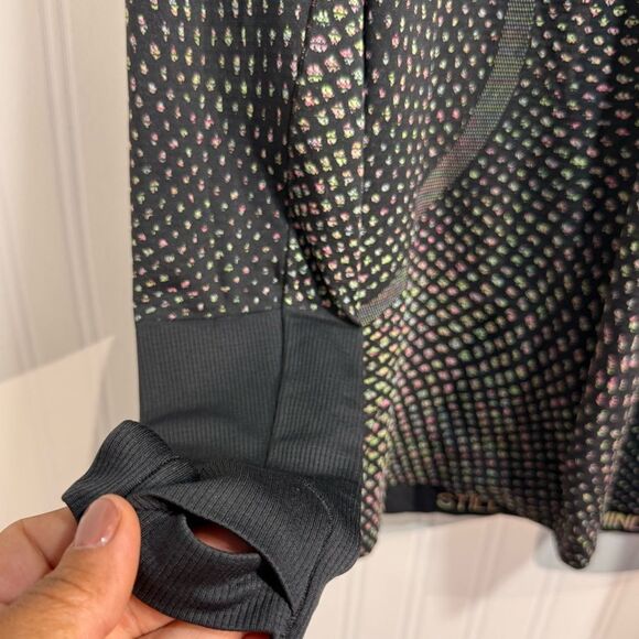 Lululemon Swiftly Tech Long Sleeve 2.0 Sz 8 - Picture 4 of 10